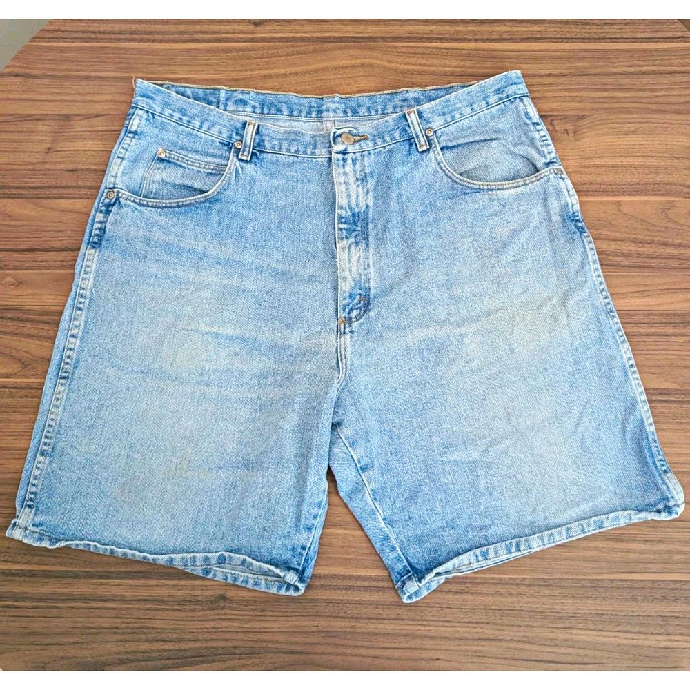 Vintage Wrangler Silver Edition Denim Shorts Men's 38 Light Wash High Rise USA